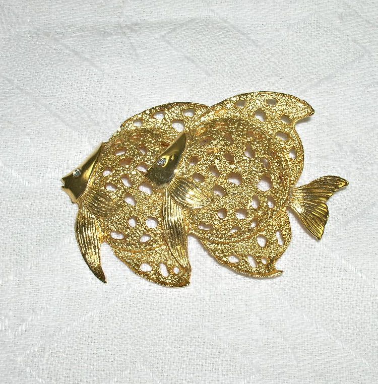Vintage NOS Double Figural Angel Fish Pin Brooch Vintage NOS Double Figural Angel Fish Pin Brooch