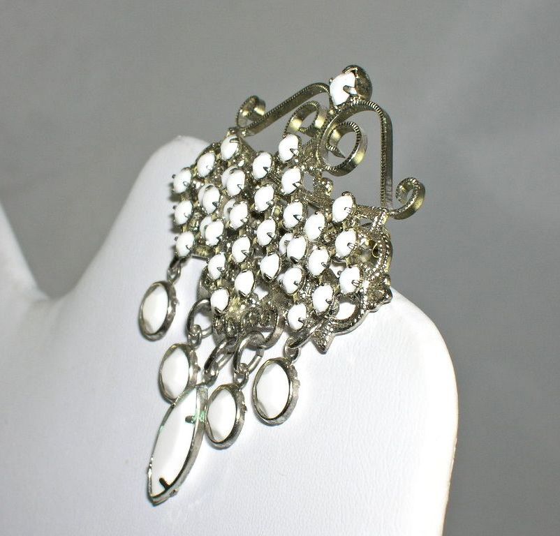 Gorgeous NOS Vintage Dangling White Milk Glass Bead Brooch Pin Gorgeous NOS Vintage Dangling White Milk Glass Bead Brooch Pin