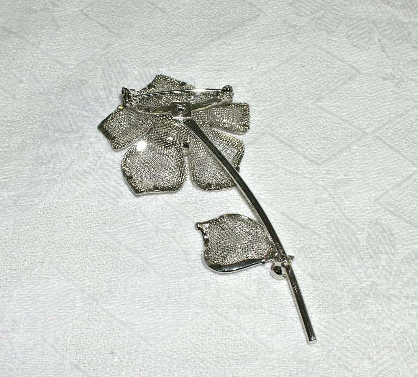 Vintage NOS Silver Tone Mesh Long Stem Flower Pin Brooch Vintage NOS Silver Tone Mesh Long Stem Flower Pin Brooch