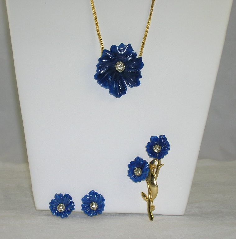 Vintage NOS Demi Parure Necklace Brooch Earrings Vintage NOS Demi Parure Necklace Brooch Earrings