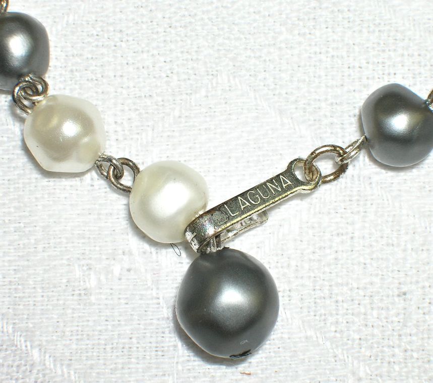 Laguna Double Strand Gray White Faux Pearl Vintage Necklace Adjustable Laguna Double Strand Gray White Faux Pearl Vintage Necklace Adjustable