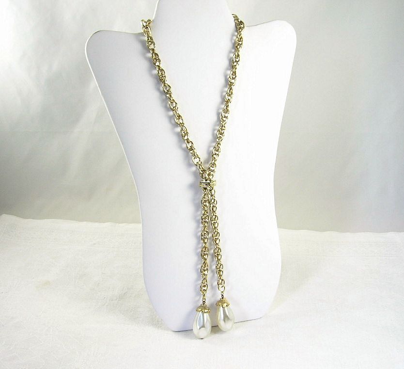 Vintage NOS 1970's Gold Tone Lariat Slide Faux Pearl Bead Necklace ~ Vintage NOS 1970's Gold Tone Lariat Slide Faux Pearl Bead Necklace ~