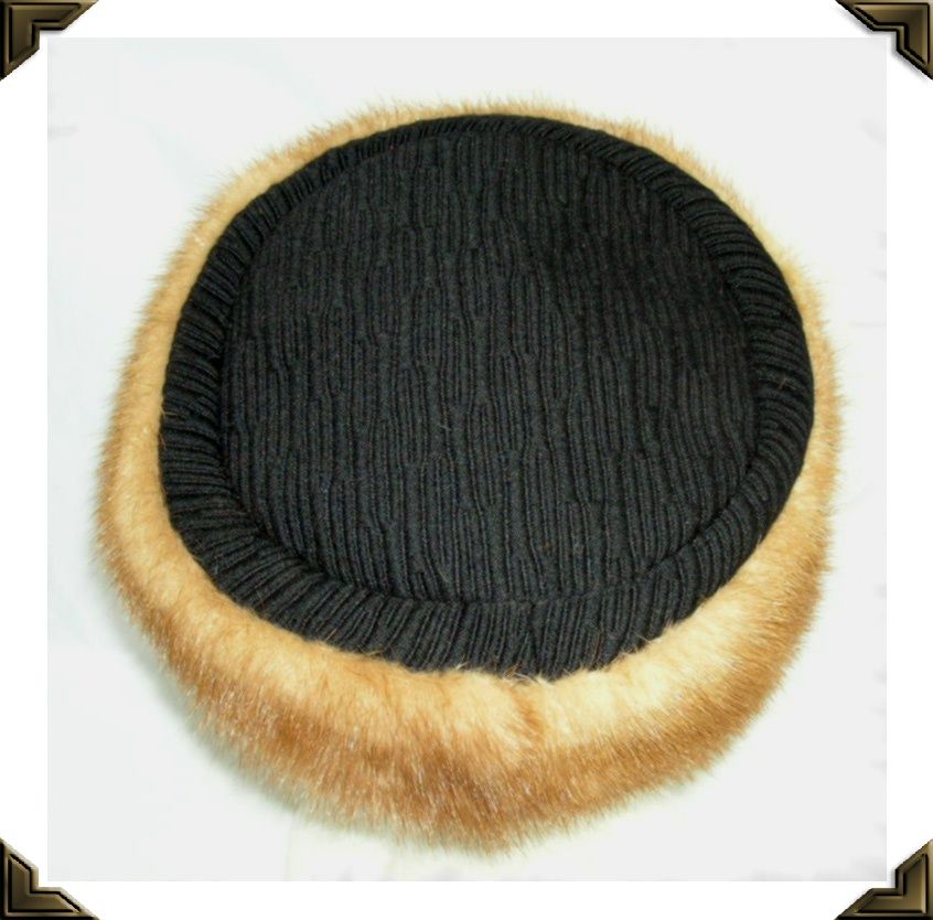 Elegant Vintage Pill Box Hat Black Textured Fabric & Mink Fur Elegant Vintage Pill Box Hat Black Textured Fabric & Mink Fur