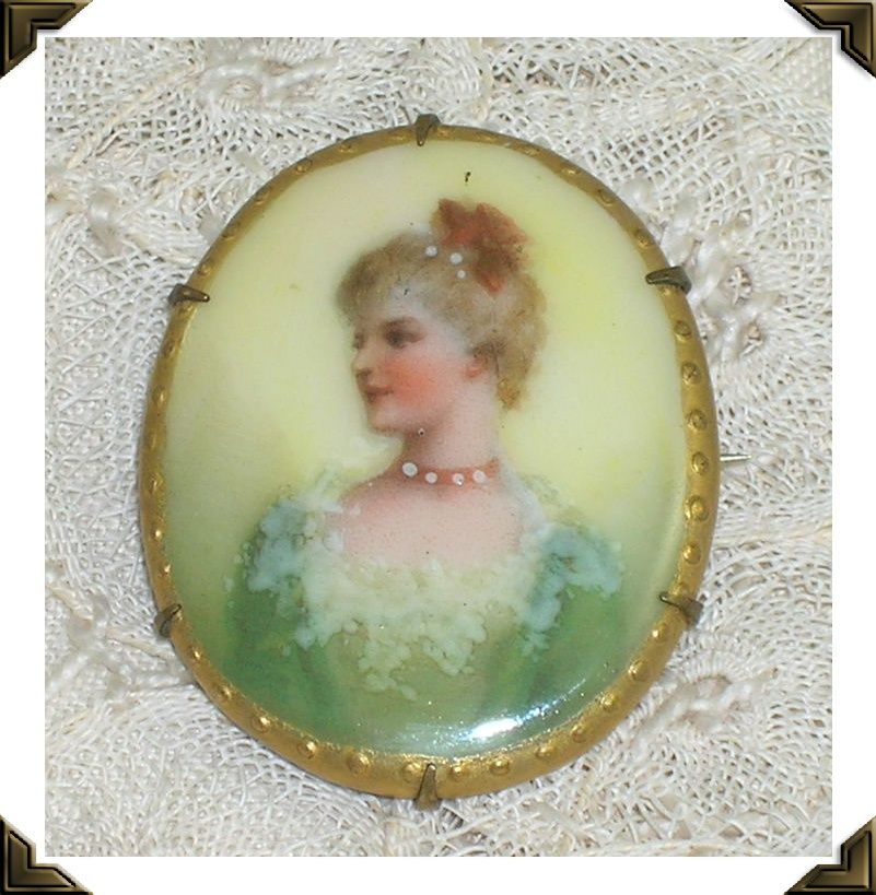 Victorian Hand Painted Porcelain Portrait Brooch Pin 1900-1920's Victorian Hand Painted Porcelain Portrait Brooch Pin 1900-1920's