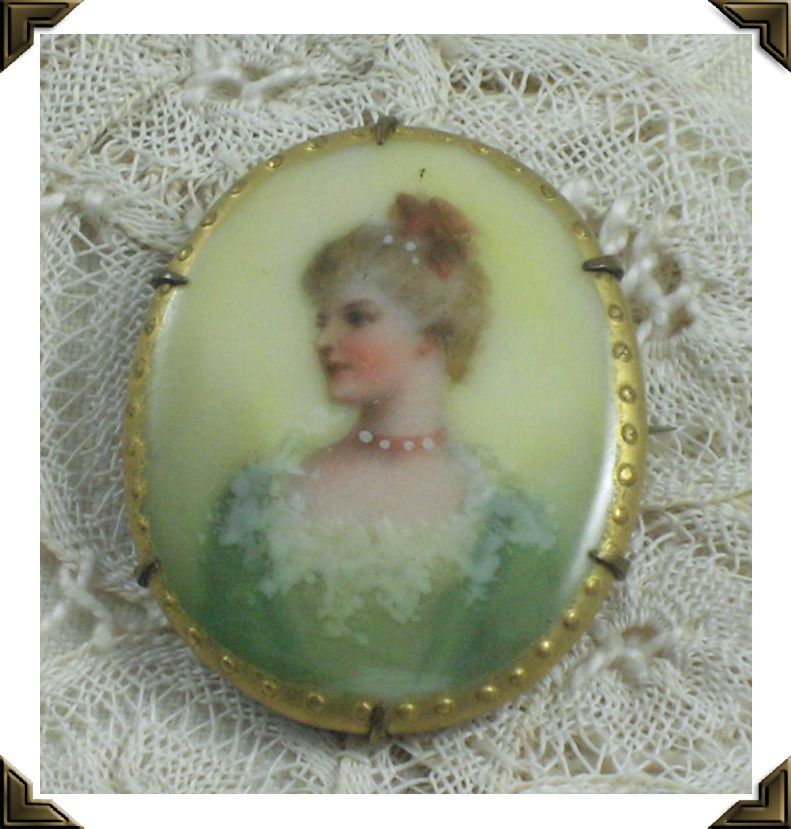 Victorian Hand Painted Porcelain Portrait Brooch Pin 1900-1920's Victorian Hand Painted Porcelain Portrait Brooch Pin 1900-1920's