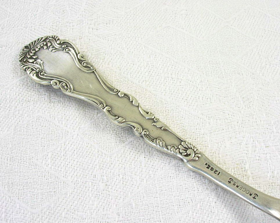 Set of 6 Gorgeous Rogers Silverplate Dinner Forks Multi Motif Pattern Set of 6 Gorgeous Rogers Silverplate Dinner Forks Multi Motif Pattern
