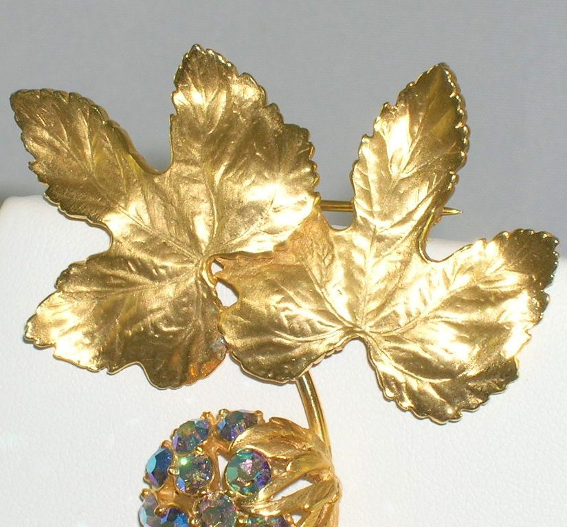 1950's Schiaparelli Golden Leaves AB Rhinestone Bracelet & Dangling Brooch 1950's Schiaparelli Golden Leaves AB Rhinestone Bracelet & Dangling Brooch