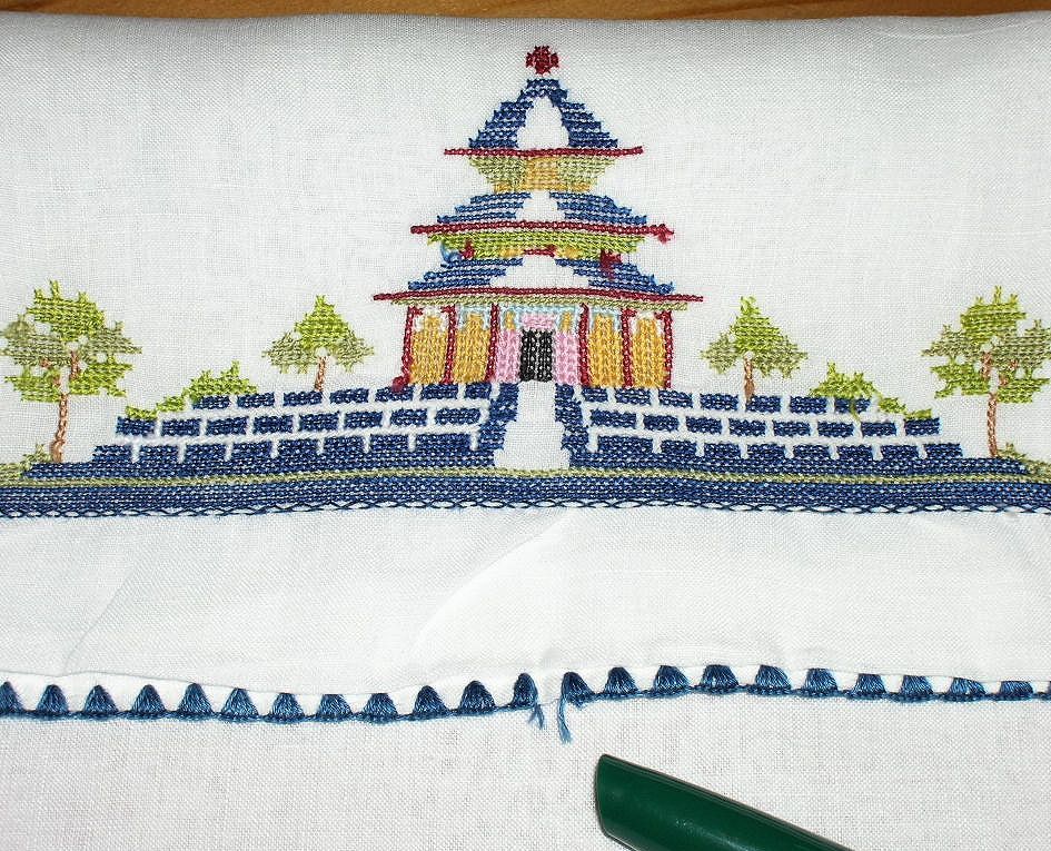 Darling Vintage White Baby Doll Pillow Sham/Case Cross Stitch Asian Pagoda Design Darling Vintage White Baby Doll Pillow Sham/Case Cross Stitch Asian Pagoda Design