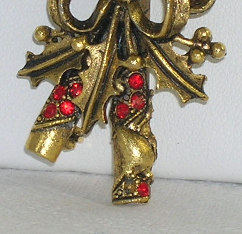 Weiss Vintage Red Rhinestone Candy Cane Bow & Holly Brooch Pin Weiss Vintage Red Rhinestone Candy Cane Bow & Holly Brooch Pin