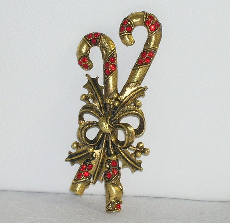 Weiss Vintage Red Rhinestone Candy Cane Bow & Holly Brooch Pin Weiss Vintage Red Rhinestone Candy Cane Bow & Holly Brooch Pin