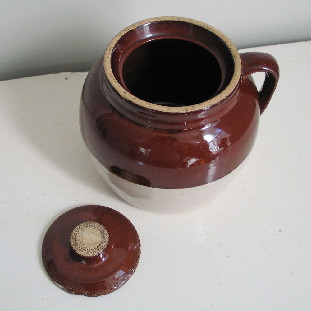 Vintage Rustic Brown n Tan Ransbottom Stoneware Ceramic Bean Pot Vintage Rustic Brown n Tan Ransbottom Stoneware Ceramic Bean Pot