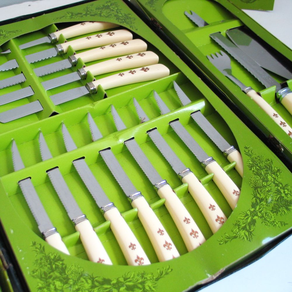 Vintage 1960s Cutlery Knife 19 Piece Set In Original Box from