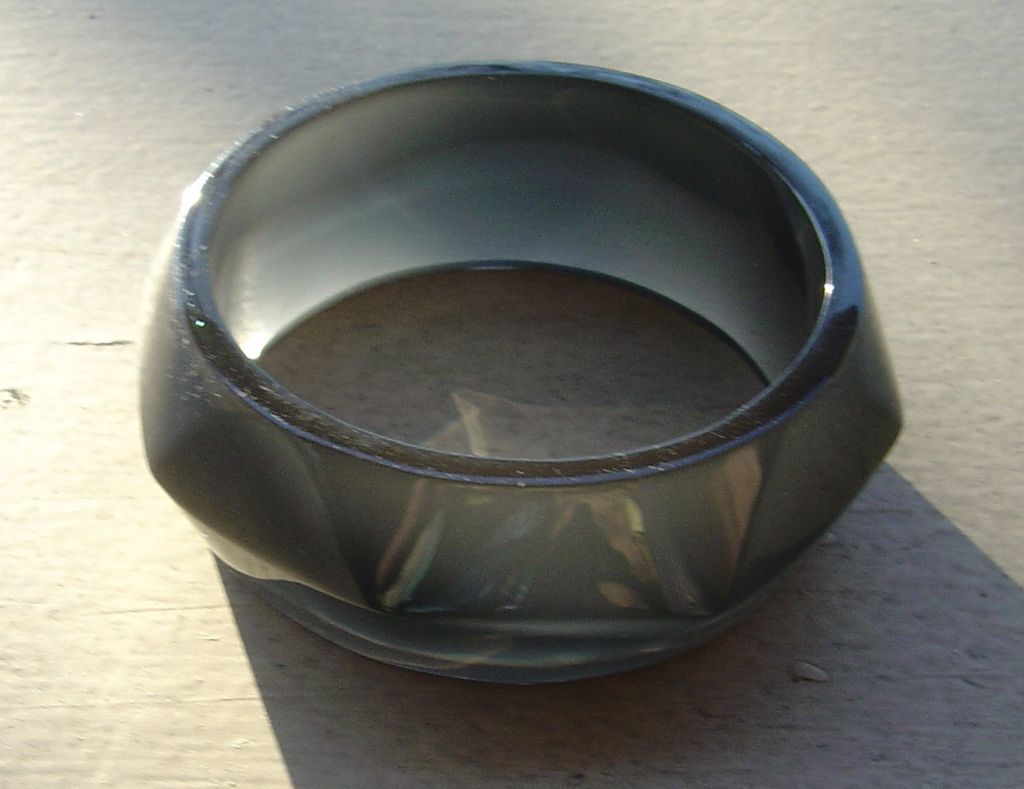 Vintage Faceted Smokey Lucite Bangle Bracelet Vintage Faceted Smokey Lucite Bangle Bracelet