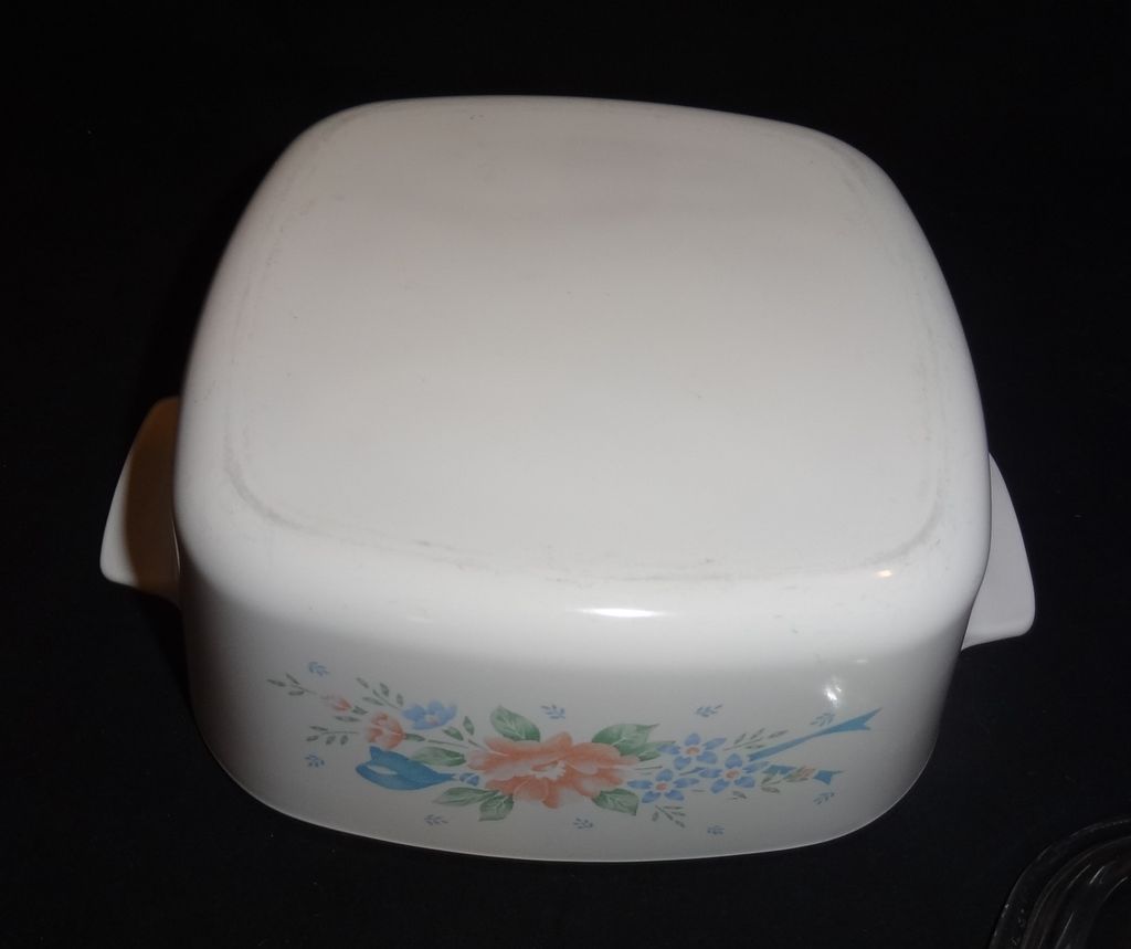 Corning Ware 1 1/2 Quart Covered Saucepan in the Symphony Pattern Corning Ware 1 1/2 Quart Covered Saucepan in the Symphony Pattern