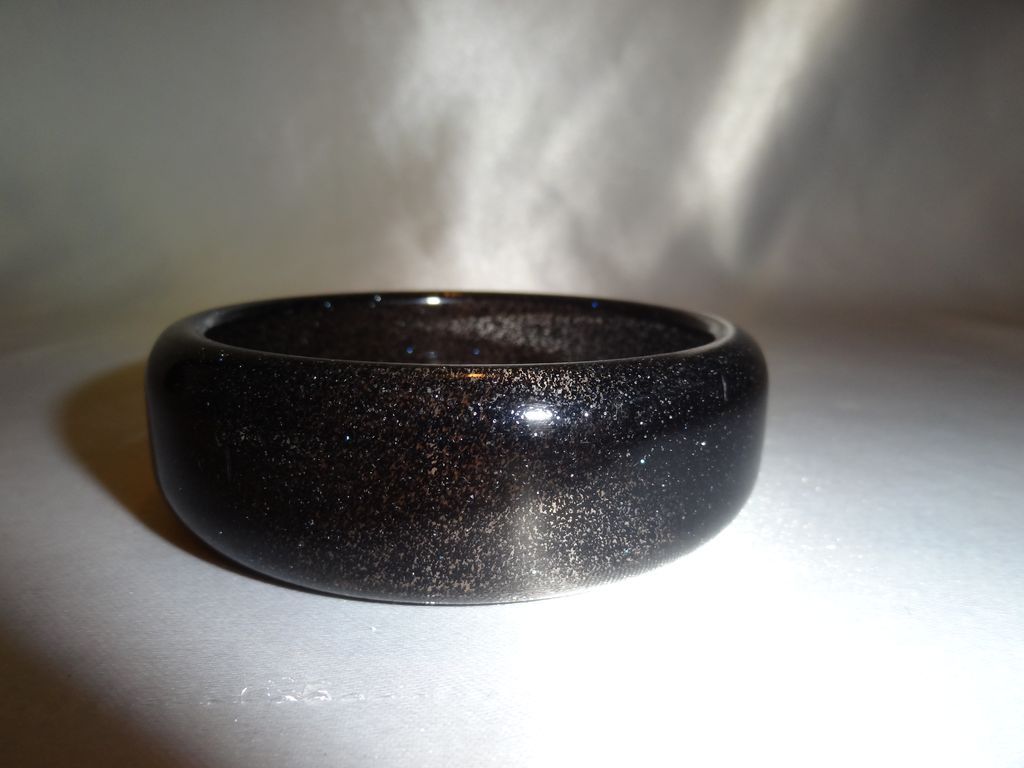 Vintage Translucent Lucite Bangle with Embedded Glitter Vintage Translucent Lucite Bangle with Embedded Glitter