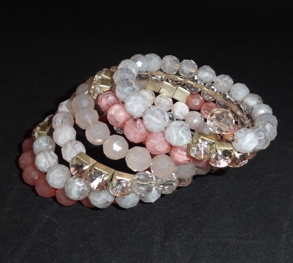 Vintage Stunning Wide Memory Wire Wrap Bracelet Vintage Stunning Wide Memory Wire Wrap Bracelet