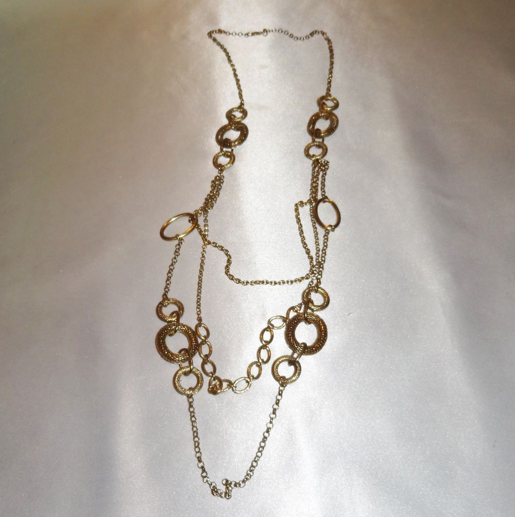 Vintage Long Gold Tone Metal Multi Chain Necklace Vintage Long Gold Tone Metal Multi Chain Necklace