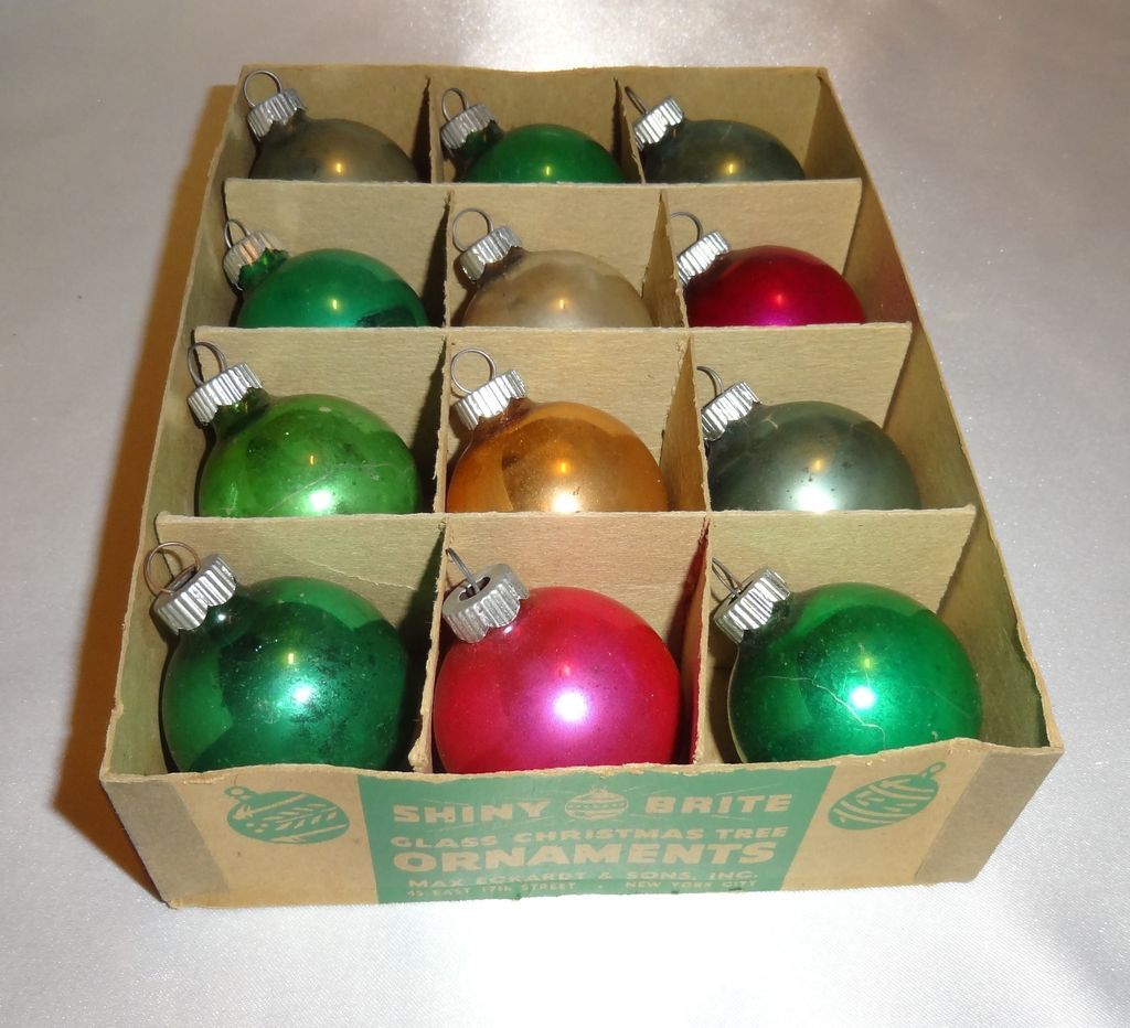 Shiny Brite Glass Christmas Ornaments in Original Box Shiny Brite Glass Christmas Ornaments in Original Box
