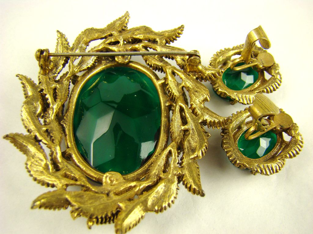 Large Emerald Green Glass Brooch and Earrings Large Emerald Green Glass Brooch and Earrings