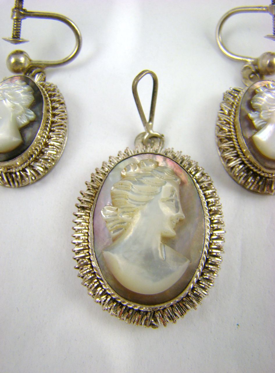 800 Silver Mother of Pearl Cameo Pendant and Earrings 800 Silver Mother of Pearl Cameo Pendant and Earrings
