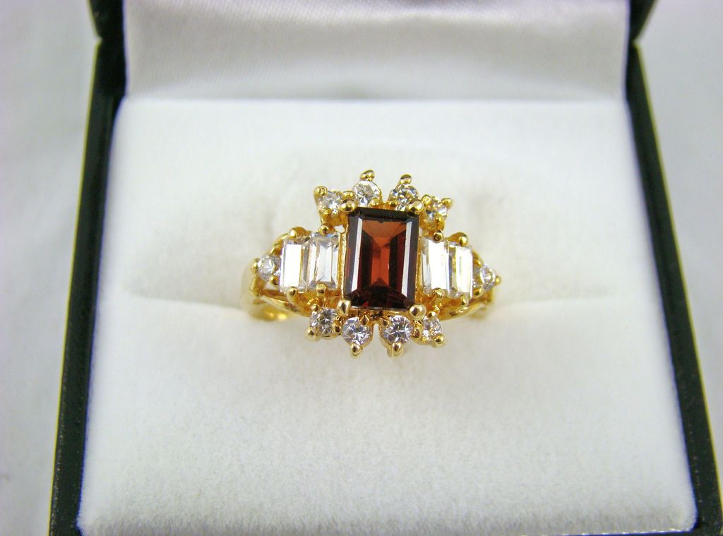Root Beer and Clear Rhinestone Cocktail Ring ~ Size 6 Root Beer and Clear Rhinestone Cocktail Ring ~ Size 6