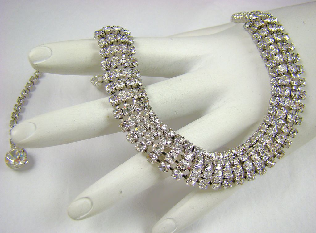 Glamourous 1950s Rhinestone Evening Choker Glamourous 1950s Rhinestone Evening Choker