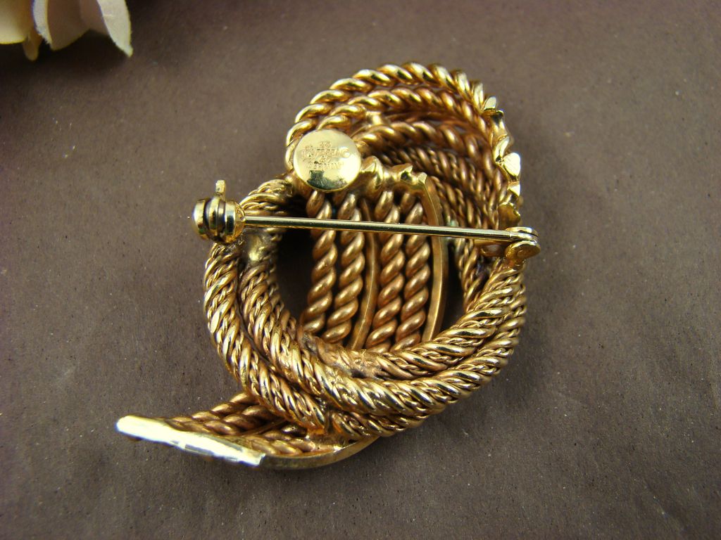 Grosse Germany Gold Plated Twisted Rope Brooch 1967 from vintageveranda on Ruby Lane