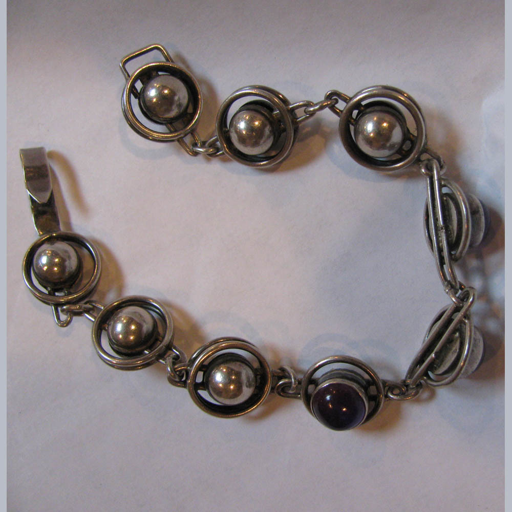 Arts & Crafts Sterling Silver Amethyst Bracelet Arts & Crafts Sterling Silver Amethyst Bracelet