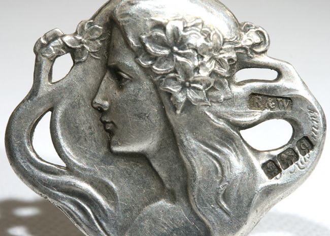 Set of Four Art Nouveau Lady in Head Profile Silver Buttons Signed by Felix Rasumny Set of Four Art Nouveau Lady in Head Profile Silver Buttons Signed by Felix Rasumny