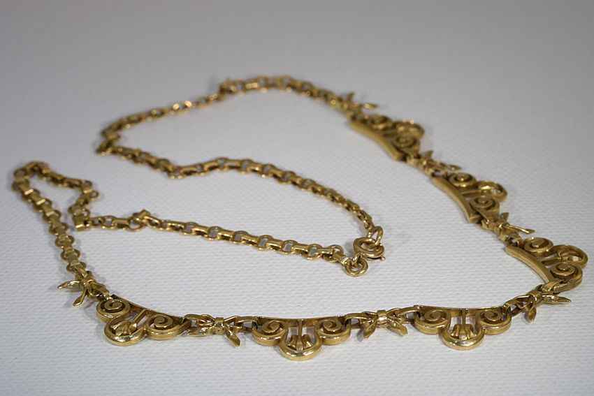 Elegant French Art Nouveau Bow and Lotus Necklace c.1890 Elegant French Art Nouveau Bow and Lotus Necklace c.1890