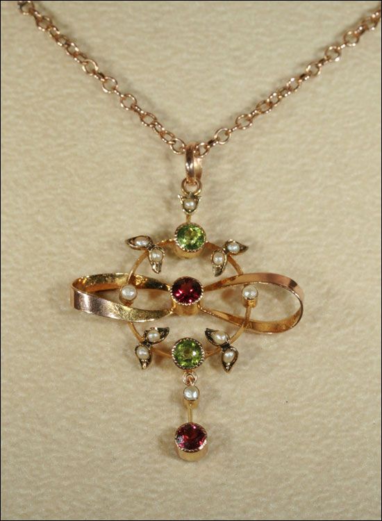 Antique Edwardian Peridot, Garnet and Pearl Pendant Lavalier, 9k Gold c. 1910 Antique Edwardian Peridot, Garnet and Pearl Pendant Lavalier, 9k Gold c. 1910