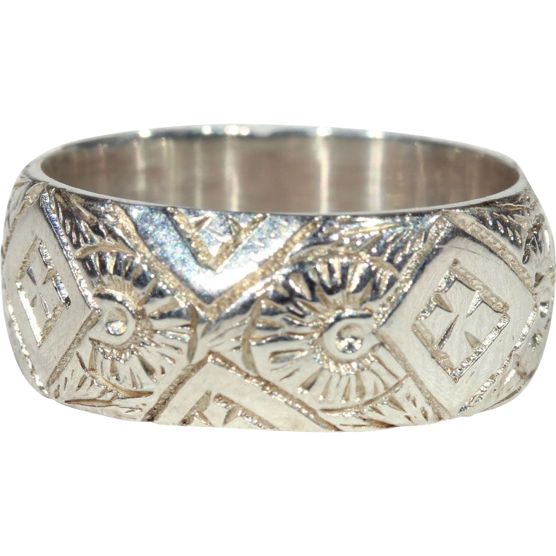 Victorian Silver Engraved Band, Birmingham 1890 Victorian Silver Engraved Band, Birmingham 1890