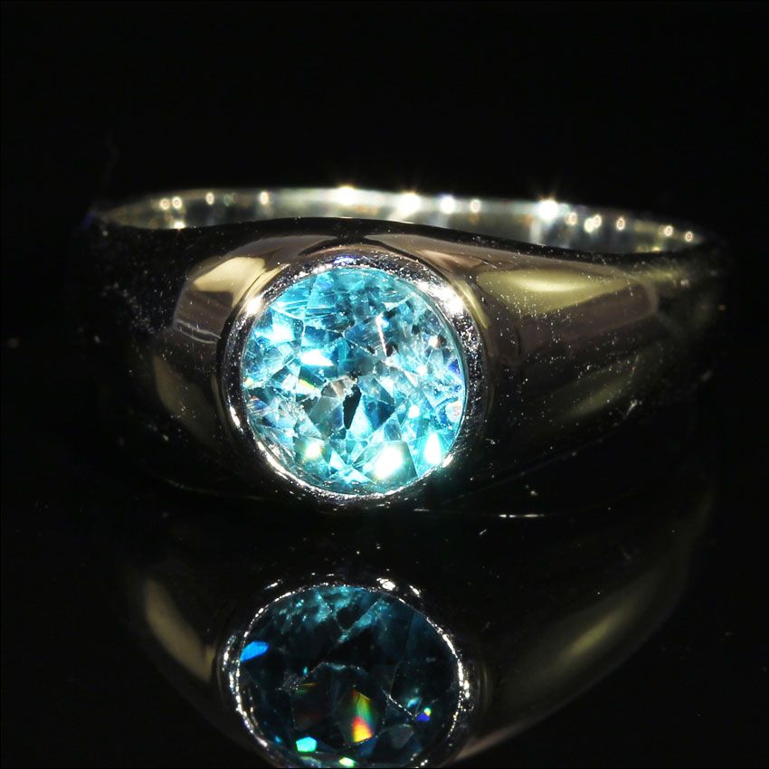 Vintage French Natural Blue Zircon & 18k White Gold Ring Vintage French Natural Blue Zircon & 18k White Gold Ring