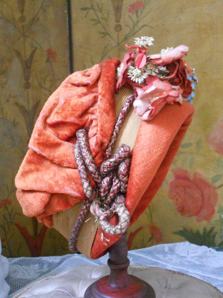 ~~~ Wonderful Antique French Silk Velvet Doll Bonnet ~~~ ~~~ Wonderful Antique French Silk Velvet Doll Bonnet ~~~