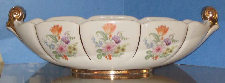 Abingdon Scroll Bowl #532 with pair matching Candle Holders Abingdon Scroll Bowl #532 with pair matching Candle Holders