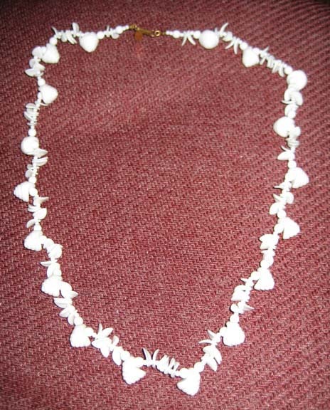 Miriam Haskell White Glass Shell Bead Necklace Miriam Haskell White Glass Shell Bead Necklace