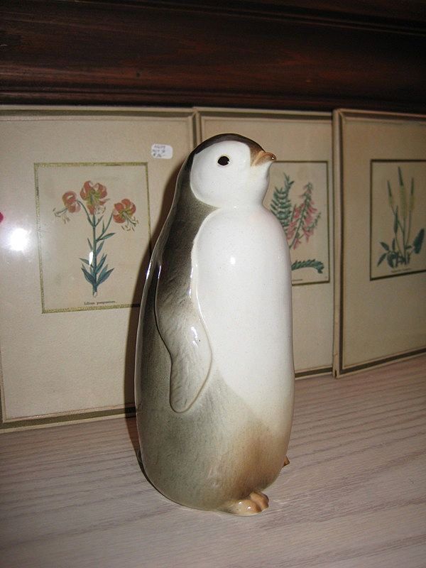 Lomonosov Porcelain Penguin Lomonosov Porcelain Penguin