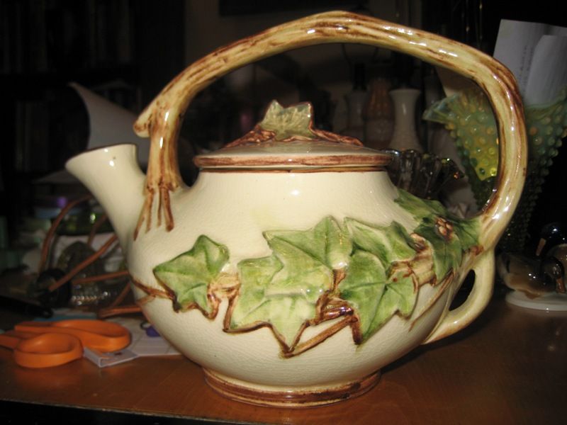 McCoy Pottery Ivy Teapot McCoy Pottery Ivy Teapot