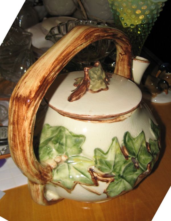 McCoy Pottery Ivy Teapot McCoy Pottery Ivy Teapot
