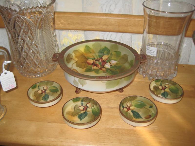 Nippon Acorn Nut Bowl Set Nippon Acorn Nut Bowl Set