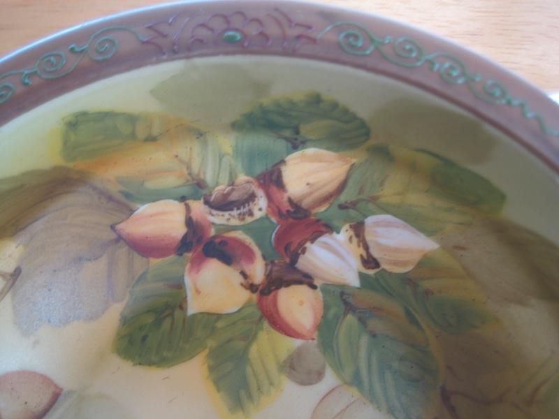 Nippon Acorn Nut Bowl Set Nippon Acorn Nut Bowl Set