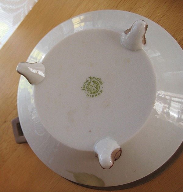 Nippon Acorn Nut Bowl Set Nippon Acorn Nut Bowl Set