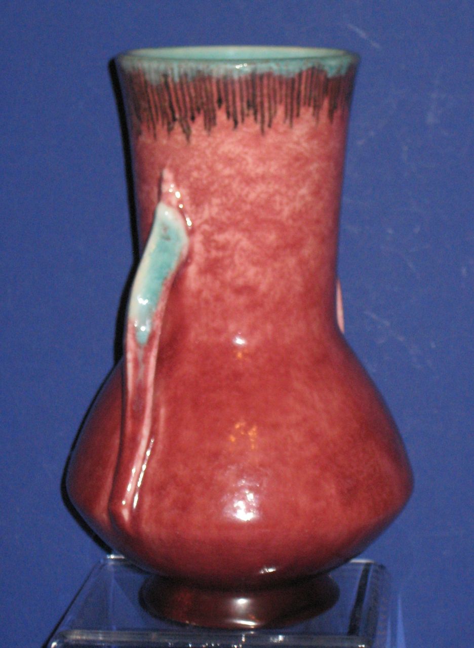 Roseville Orian Vase 8" red Roseville Orian Vase 8" red