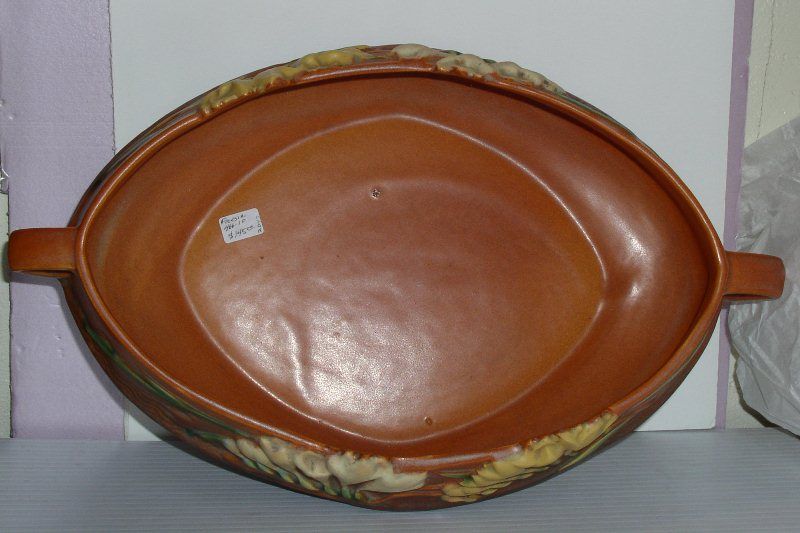 Roseville Freesia Console Bowl 466-10 Roseville Freesia Console Bowl 466-10