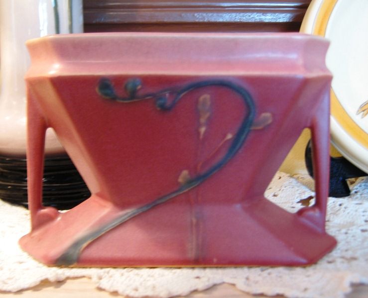 Roseville Futura Planter 85-4 Roseville Futura Planter 85-4