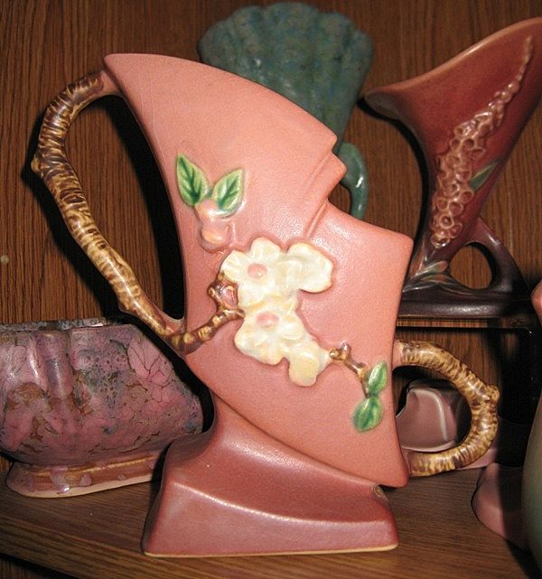 Roseville Apple Blossom 7" Pink Vase Roseville Apple Blossom 7" Pink Vase