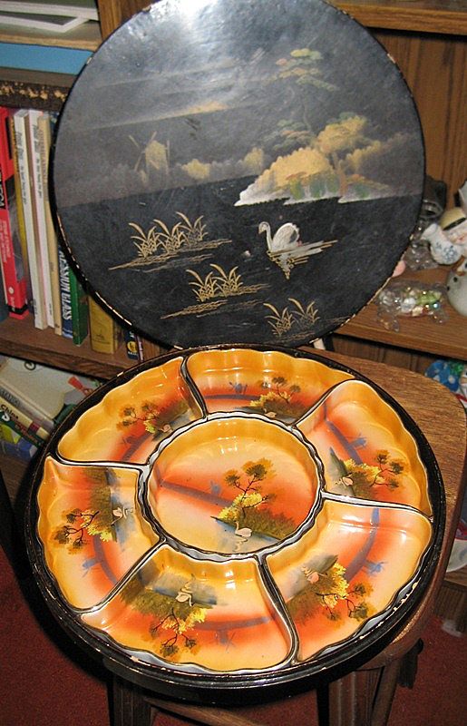Sweetmeat Set in Box decorated to match Sweetmeat Set in Box decorated to match