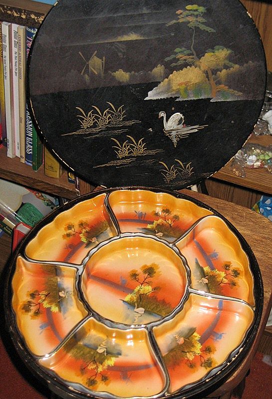 Sweetmeat Set in Box decorated to match Sweetmeat Set in Box decorated to match