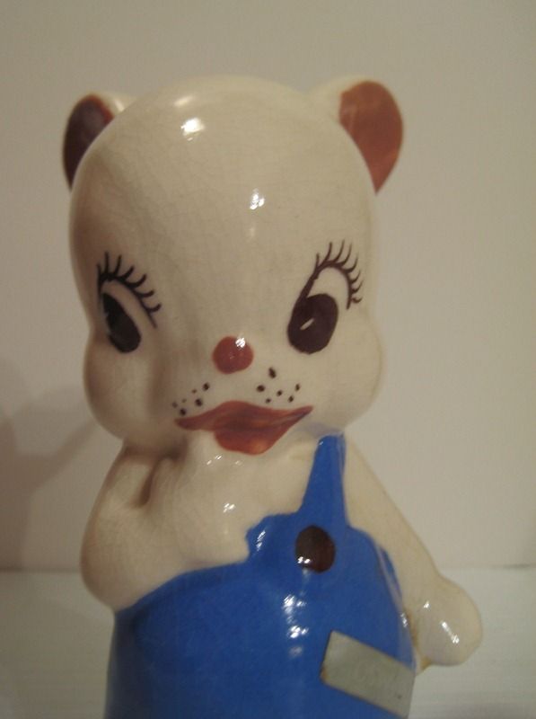 deLee Art Pottery Oswald Walter Lantz Cartoon Rabbit deLee Art Pottery Oswald Walter Lantz Cartoon Rabbit
