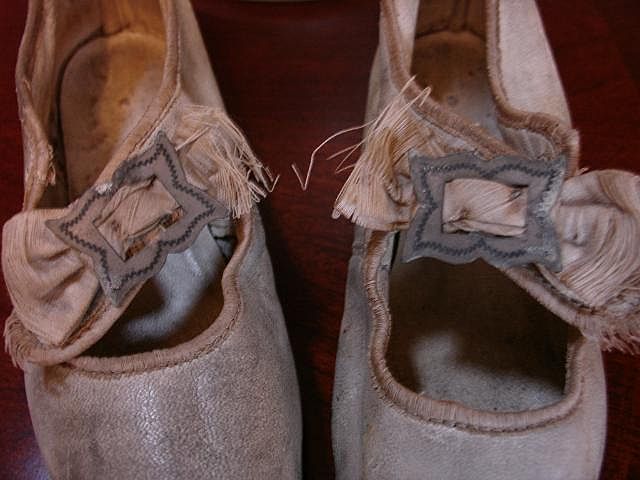 Exquisite Early Girl's French Dress Shoes Exquisite Early Girl's French Dress Shoes